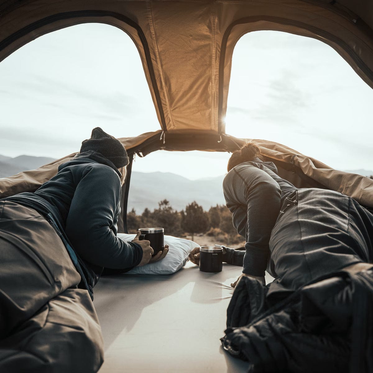 Thule Approach L 3 - 4 Person - Overland Odyssey
