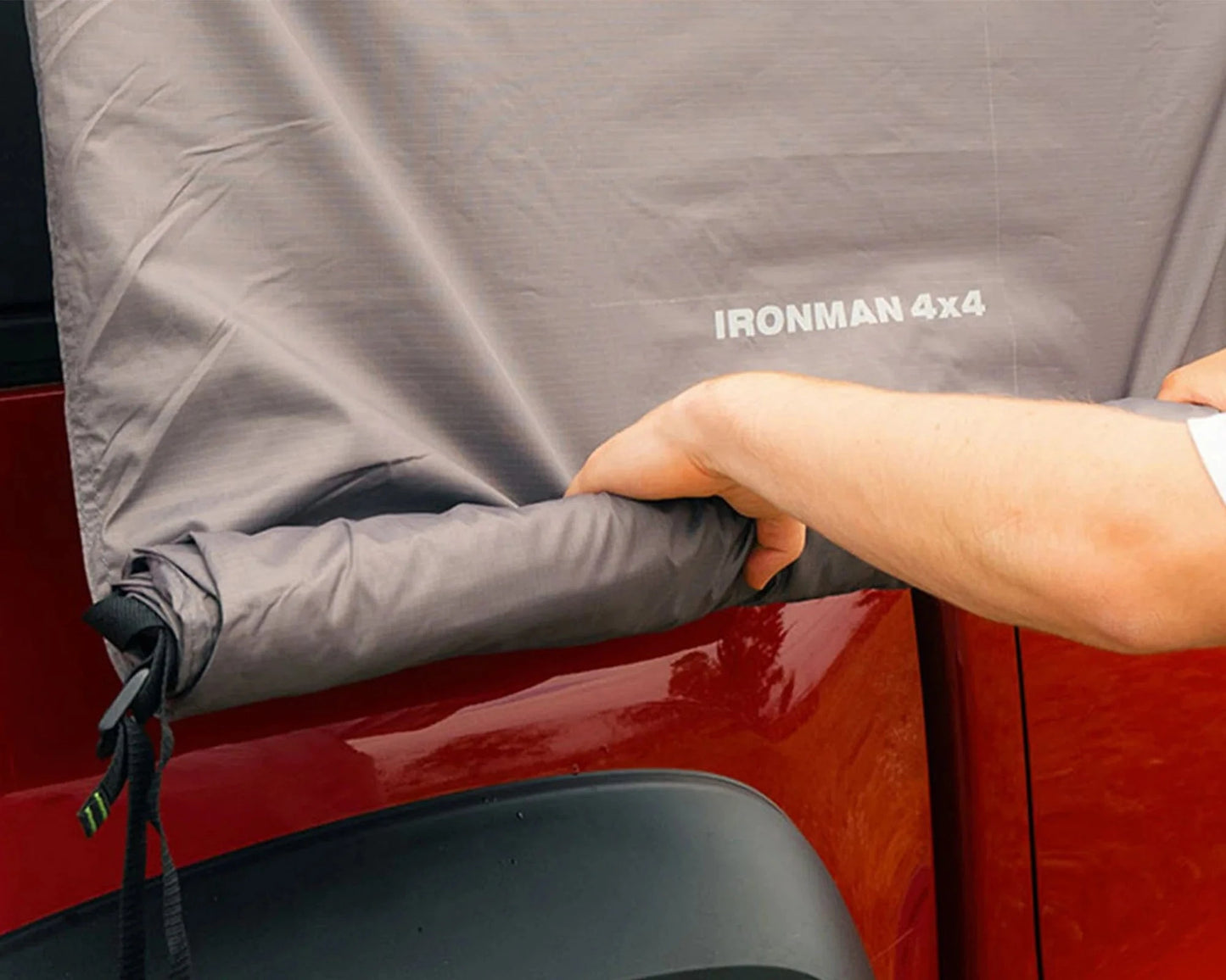 Ironman DeltaWing Ensuite | Privacy Shower Tent