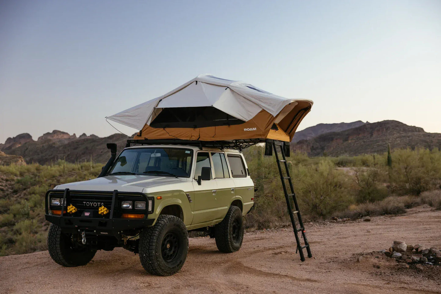 ROAM Vagabond 2.0 Xtra Large Rooftop Tent