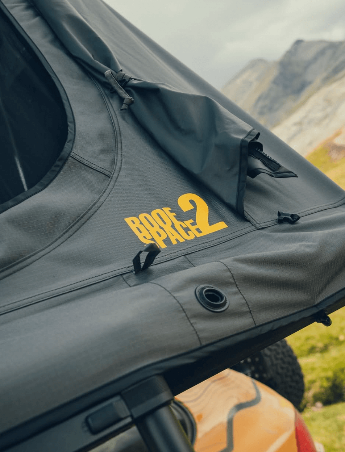 Roof Space 2 RSC1M201S1/2 Rooftop Tent - Overland Odyssey