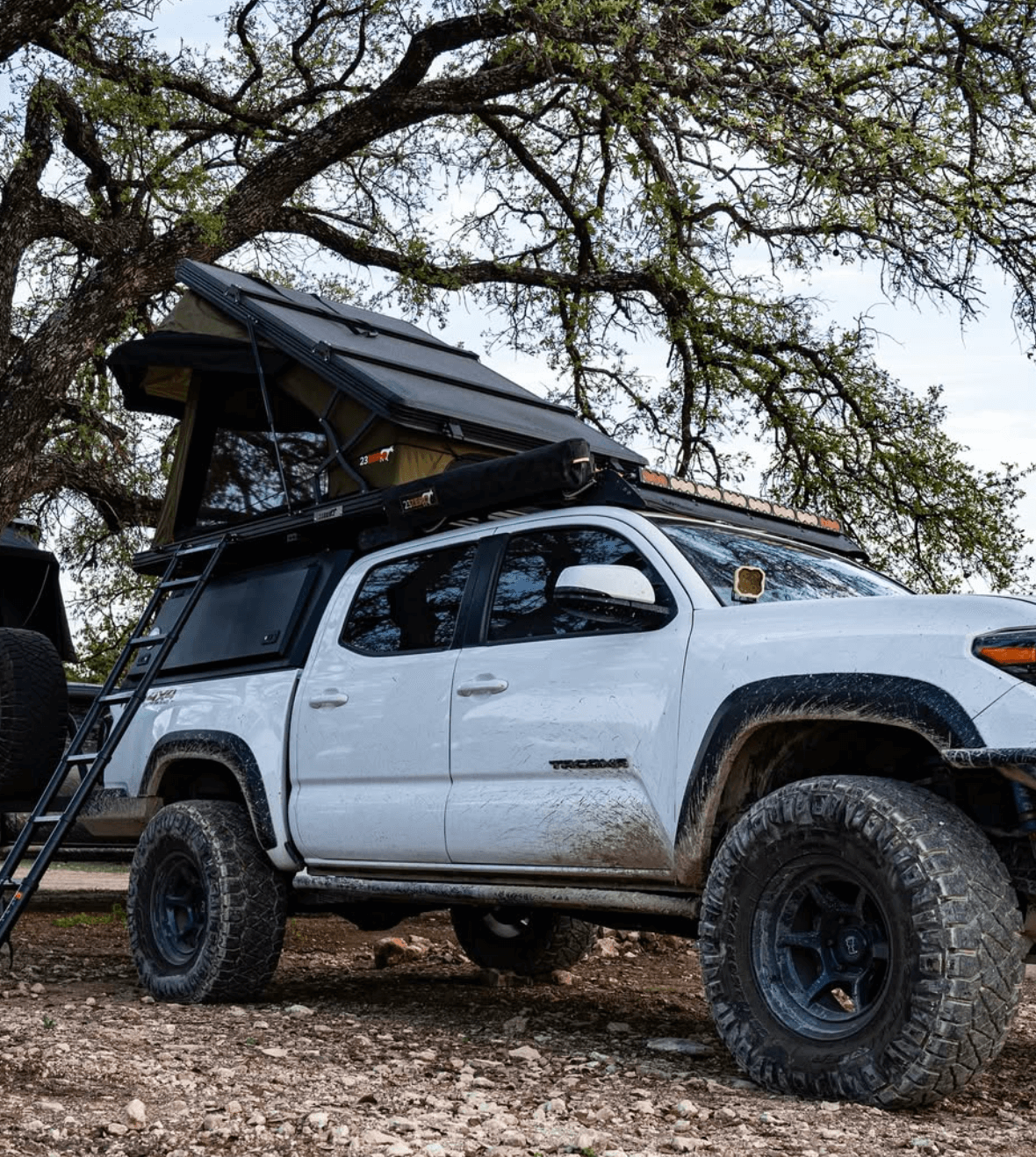 23Zero Kabari XL Hardshell Rooftop Tent - Overland Odyssey