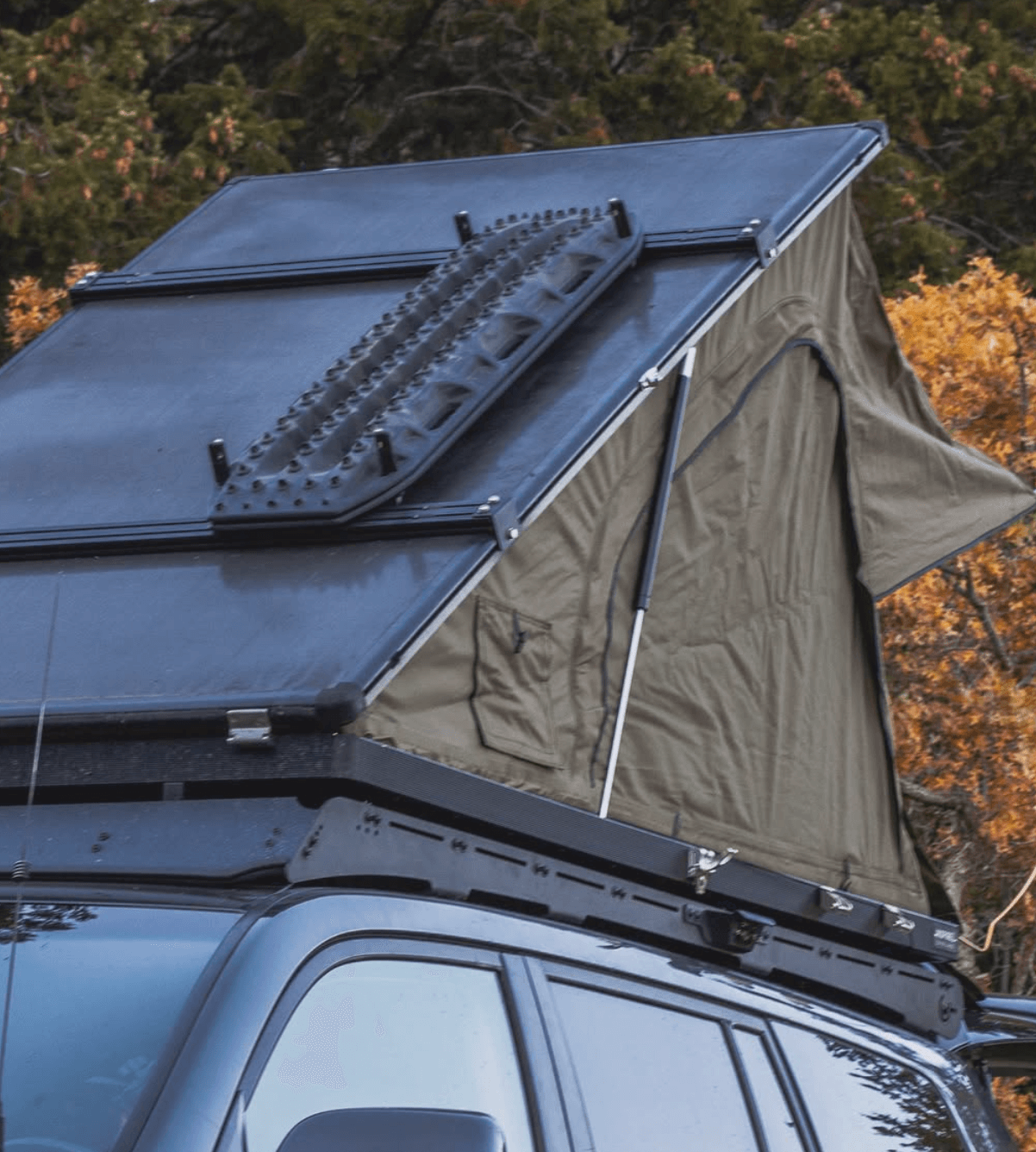 Inspired Overland Carbonlite Rooftop Tent