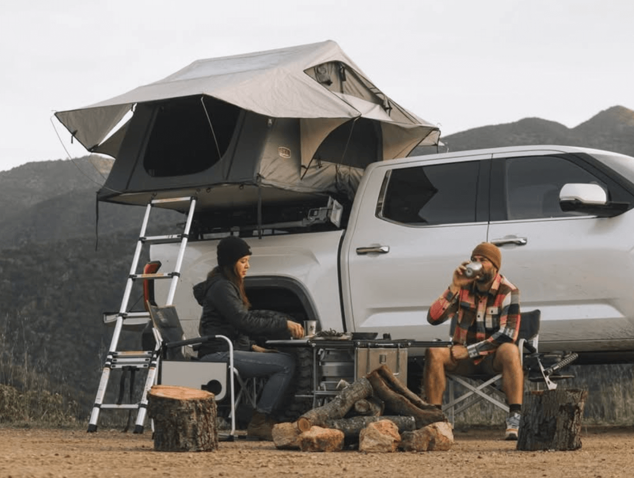 Smittybilt Gen2 Overlander Tent - Overland Odyssey