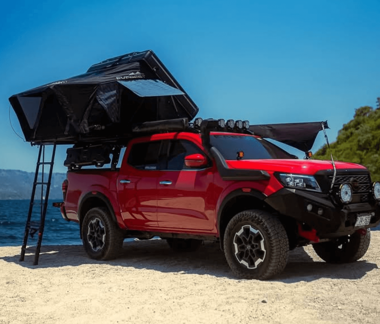 OVS XD Everest Hardshell Rooftop Tent