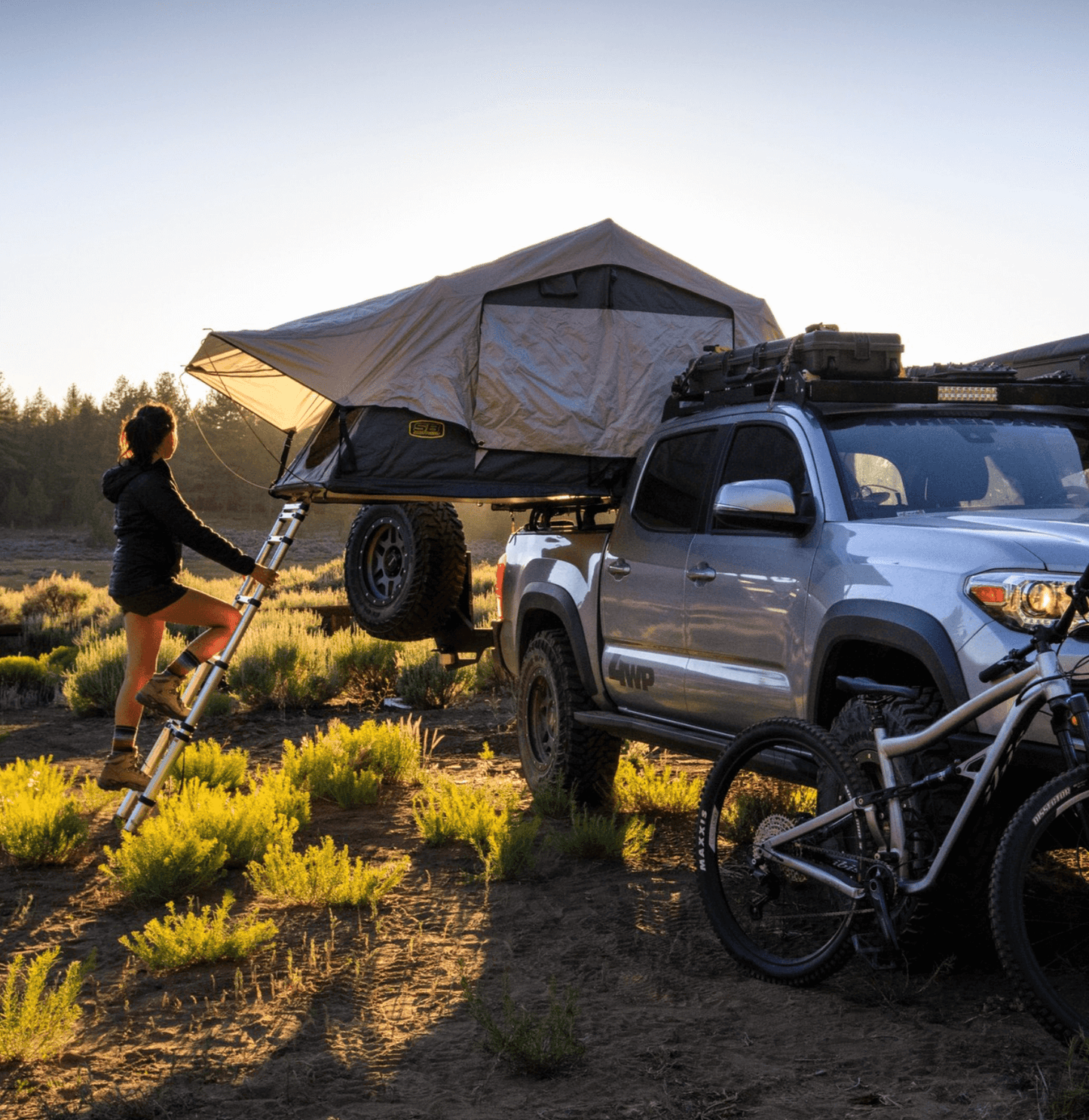 Smittybilt Gen2 Overlander Tent - Overland Odyssey