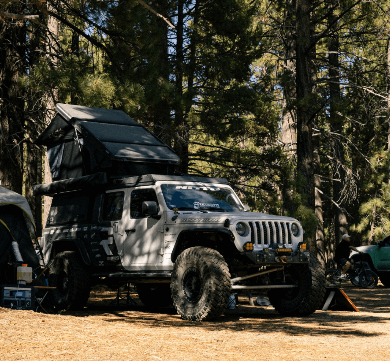 OVS XD Lhotse Clam Shell Rooftop Tent